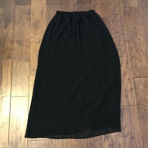 Black skirt